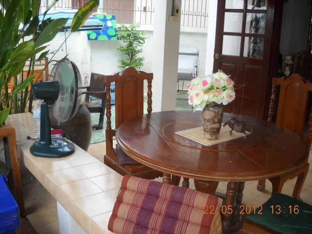 Sri Krung Guest House Phra Nakhon Si Ayutthaya Zewnętrze zdjęcie