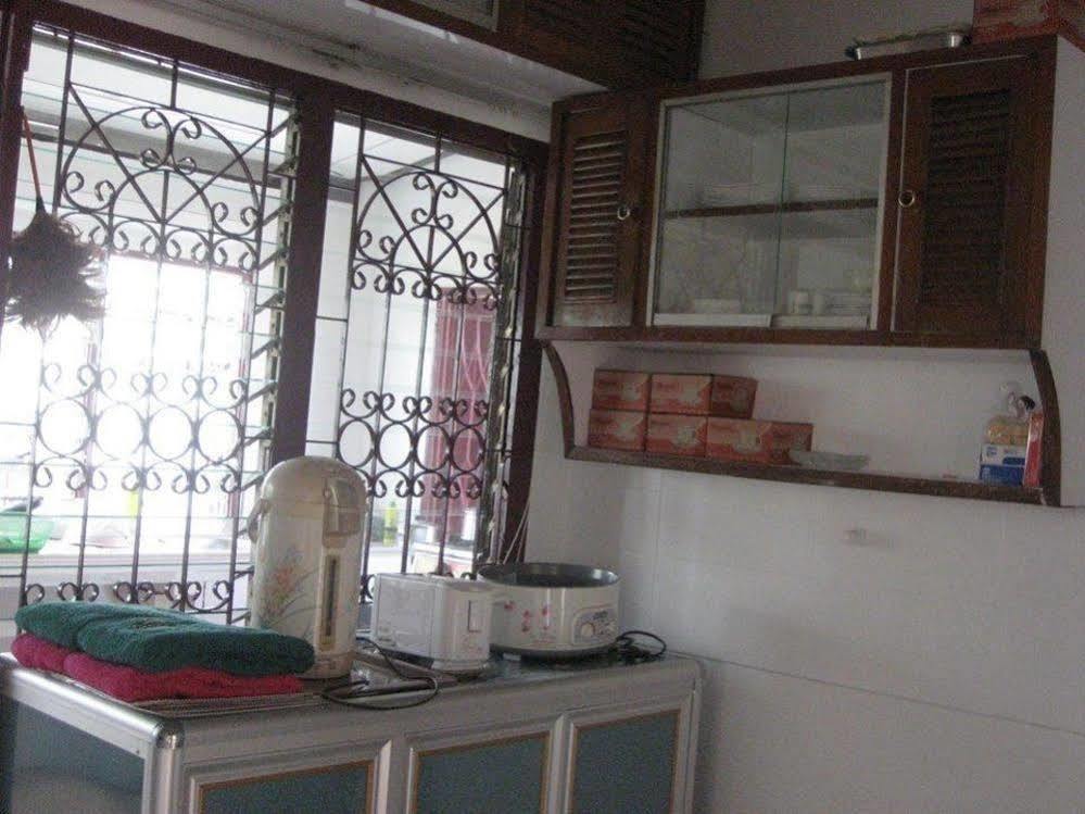 Sri Krung Guest House Phra Nakhon Si Ayutthaya Zewnętrze zdjęcie